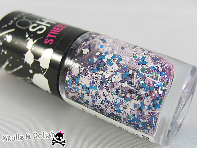 white_splatter_maybelline_galaxy_nailart