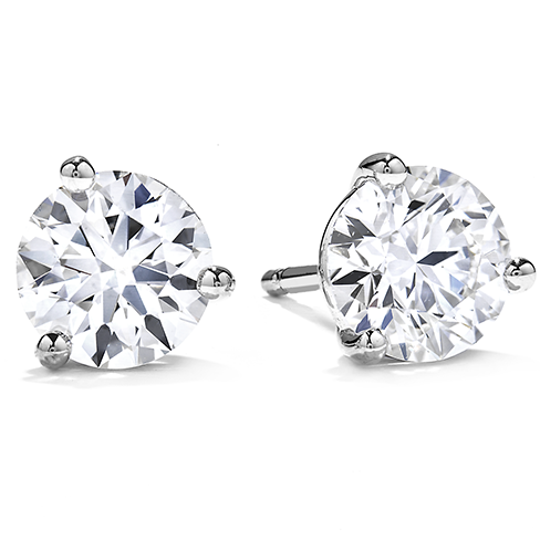 Stud earrings piercing