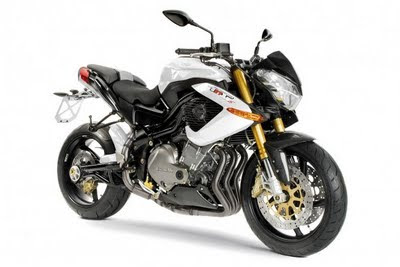 2011 Benelli Cafe Racer 1130 Withe angle2 588x392.jpg