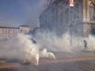 Vertice torino piazza Castello 17 ottobre Torino scontri sammit vertice ue 2014 17 ottobre