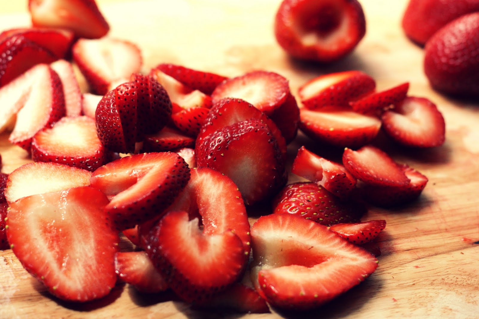 nochurn strawberry rosemary ice cream The Vanilla Bean Blog