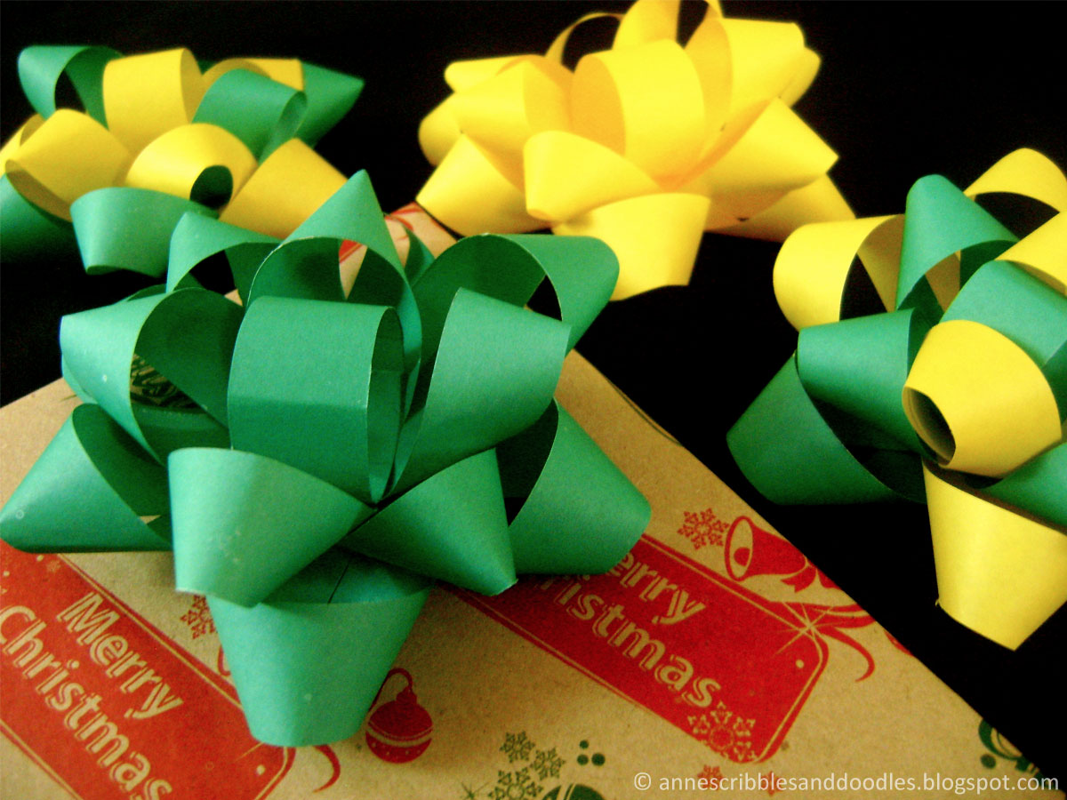 DIY Paper Gift Bow Tutorial