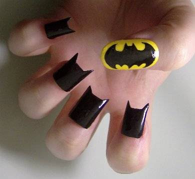 BATMAN pe unghii  Batman Nail Art Design