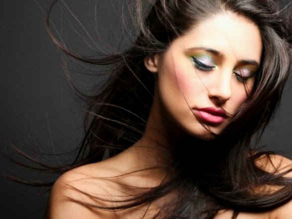 Nargis Fakhri Sexy BIkini