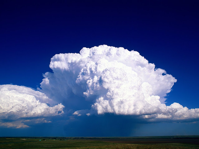 Formation of Thunderstorm Wallpaper