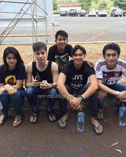 Foto Angga Putra Dengan Pemain Anak Jalanan RCTI Foto Angga Putra Dengan Pemain Anak Jalanan RCTI
