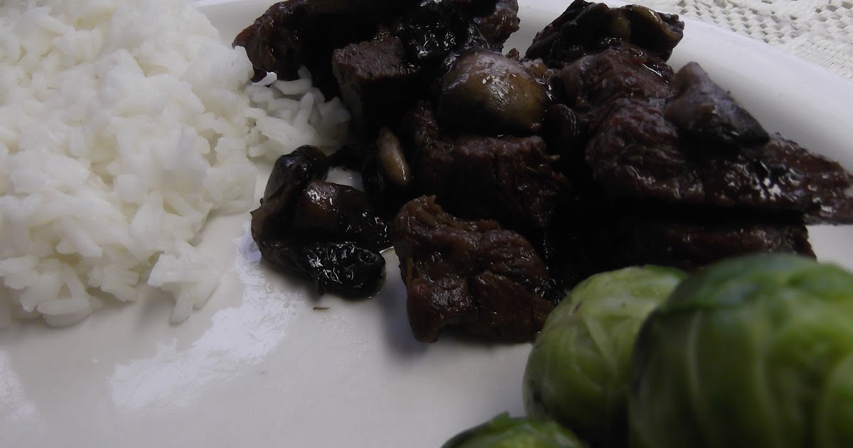 Gingerbread Men Recipe Blog Beef with Mushroom Jus