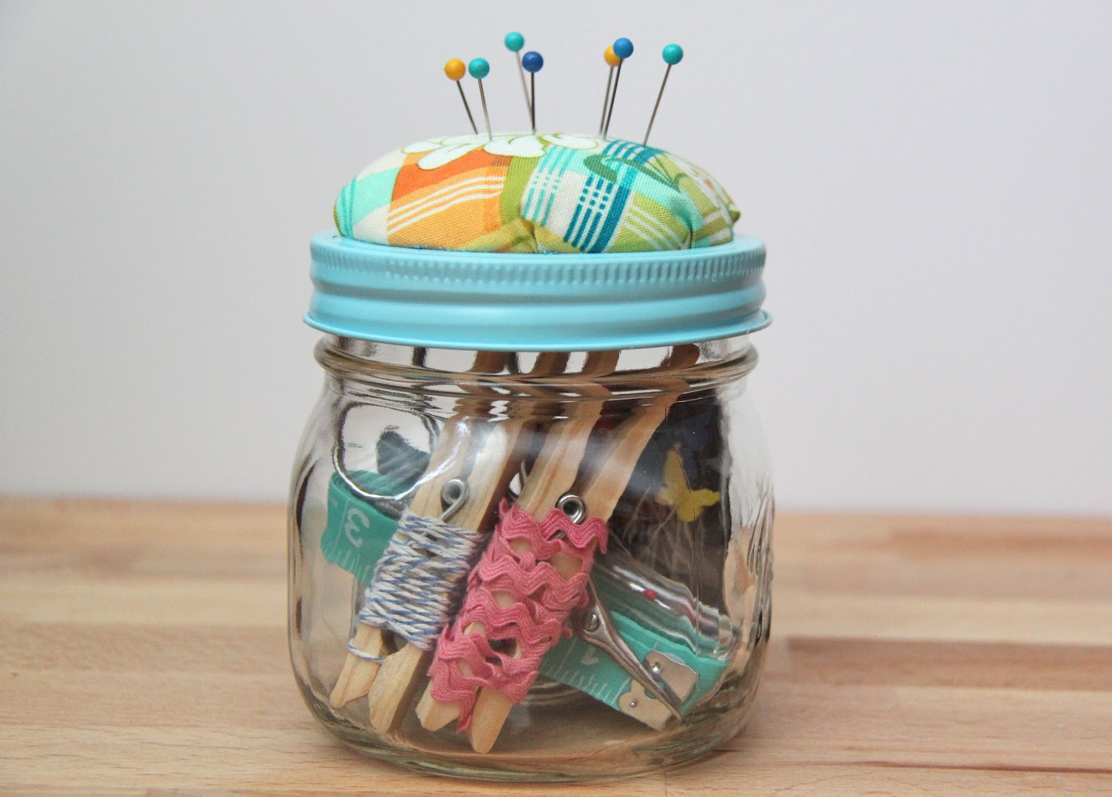 Sewing kits for beginners : What You Should Include 