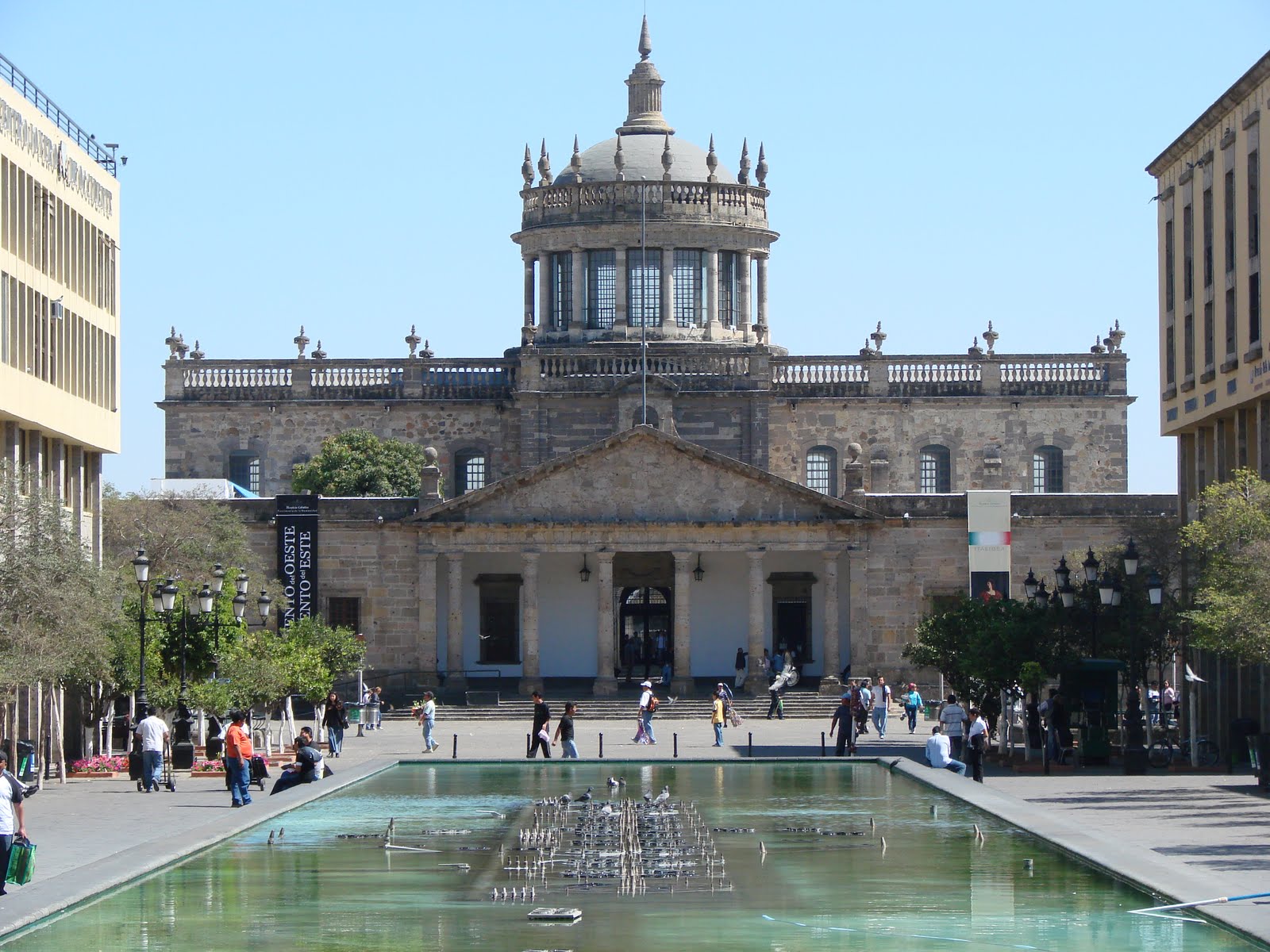 Fachada del Instituto Cultural Cabañas