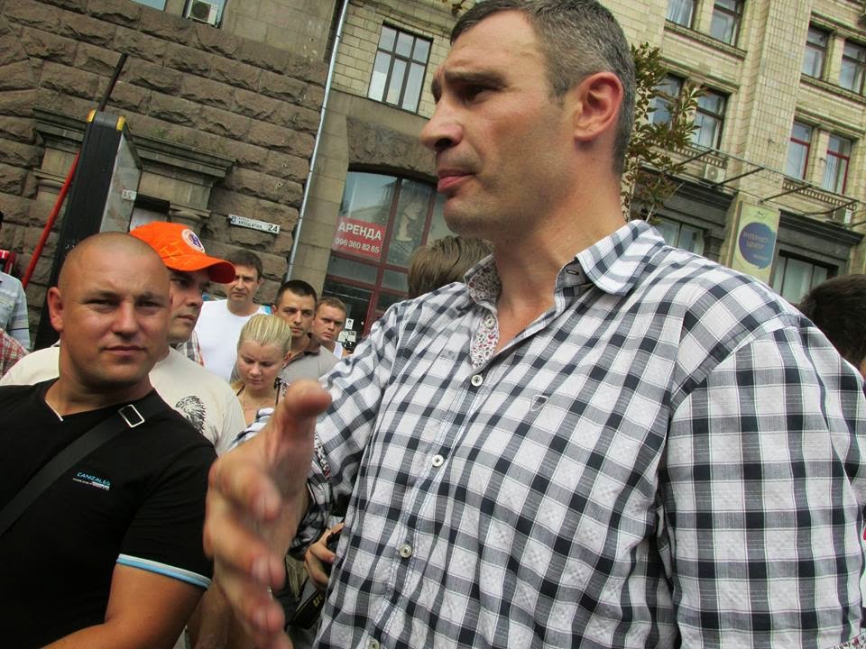 Mayor Klitschko in Maidan- Aug 9©BillySix ~