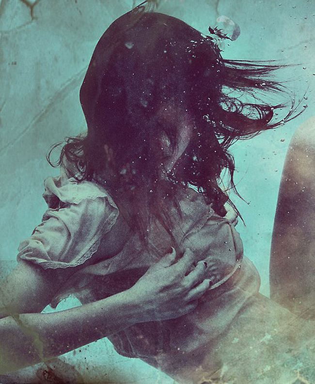 AQUA FANTASY | VELVET MOON DIARIES