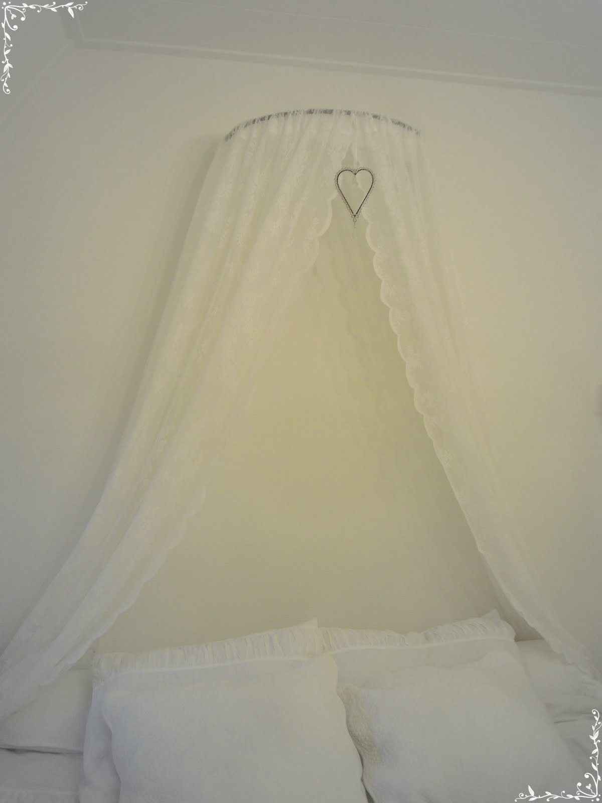 Wonen in wit: romantic bedroom