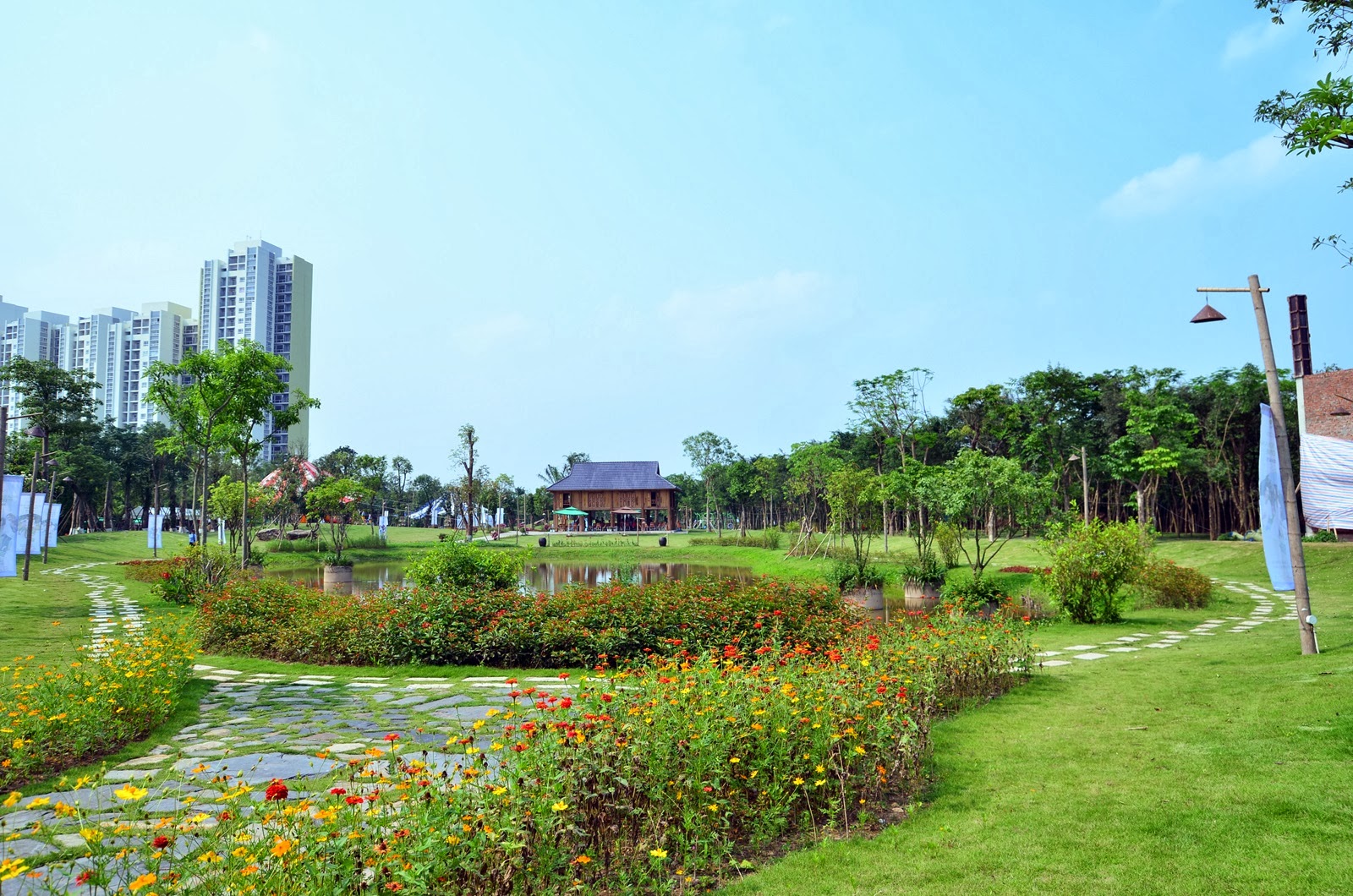 Chung cư Ecopark