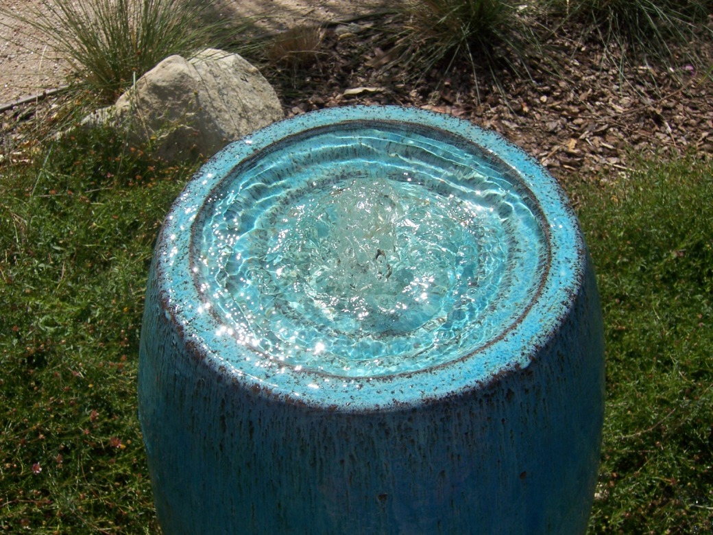 The 2 Minute Gardener Photo Blue Water Fountain