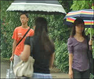 TOP - NEWS: Weather Forecast Singapore