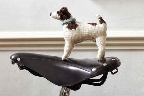 06-Jack-Russell-Hound-Muir-and-Osborne-Knitted-Dogs-www-designstack-co