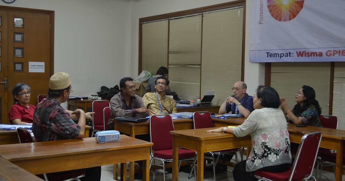 Kharismatik Indonesia Charismatic Movement A History Of Christianity In Indonesia Pp 883 Ff Chapter Eighteen