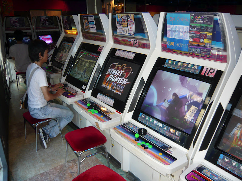 JAPAN, ARCADES & GAMING Takadanobaba Arcade Game Centres