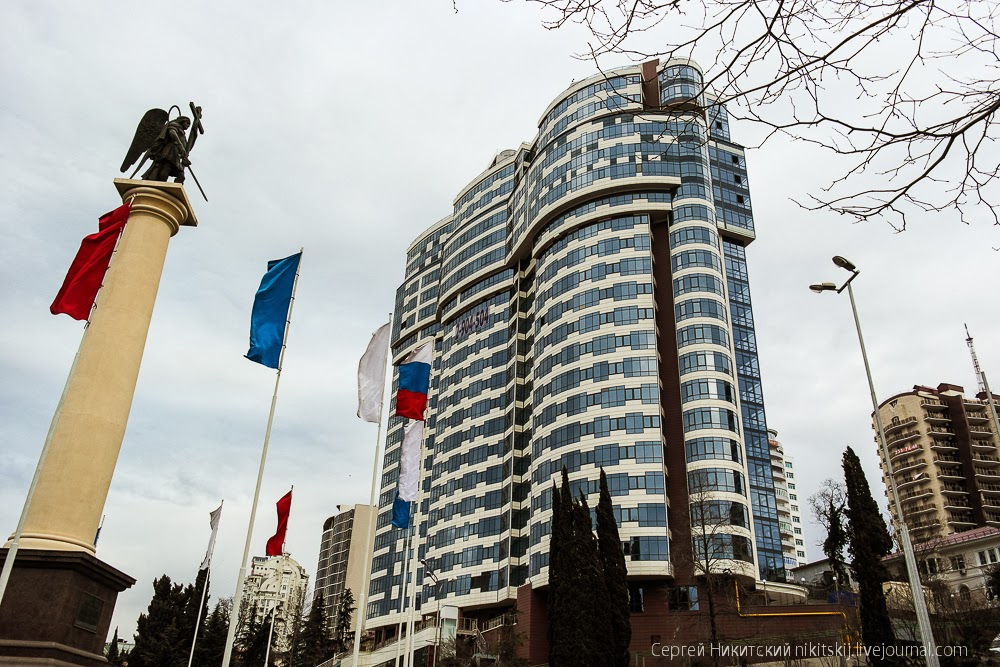 Russian Marketing hundreds of unfinished buildings and empty real