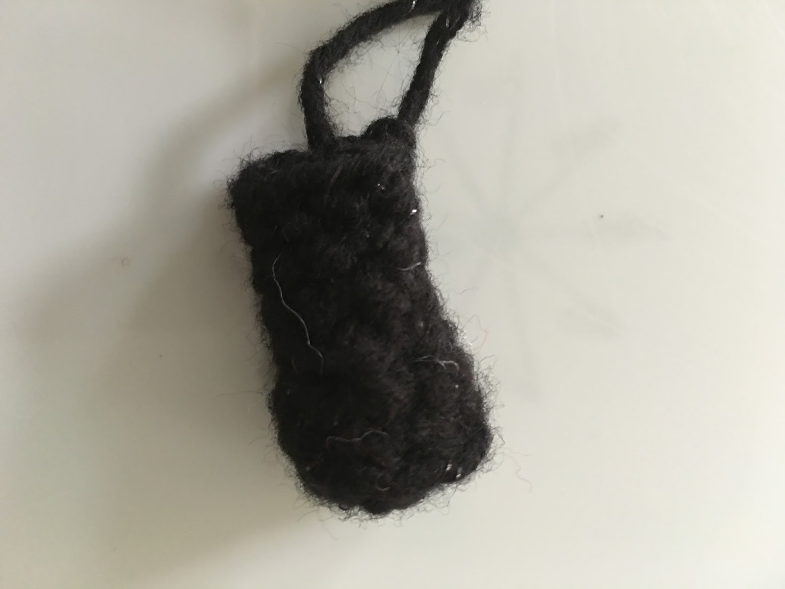 Annoo's Crochet World Nail Polish Amigurumi Free tutorial