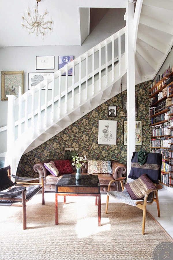 Annacate's Home Annacate's Home, William Morris Wallpaper