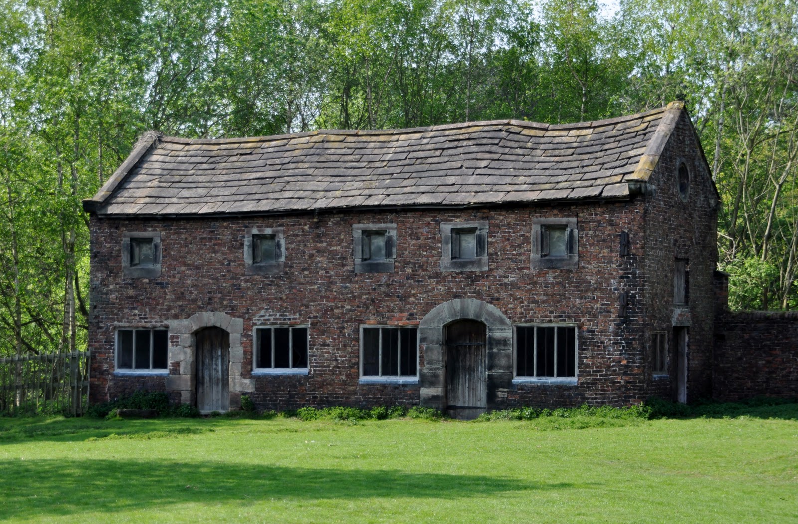 rambles with a camera Dunham Masseys Grade II listed