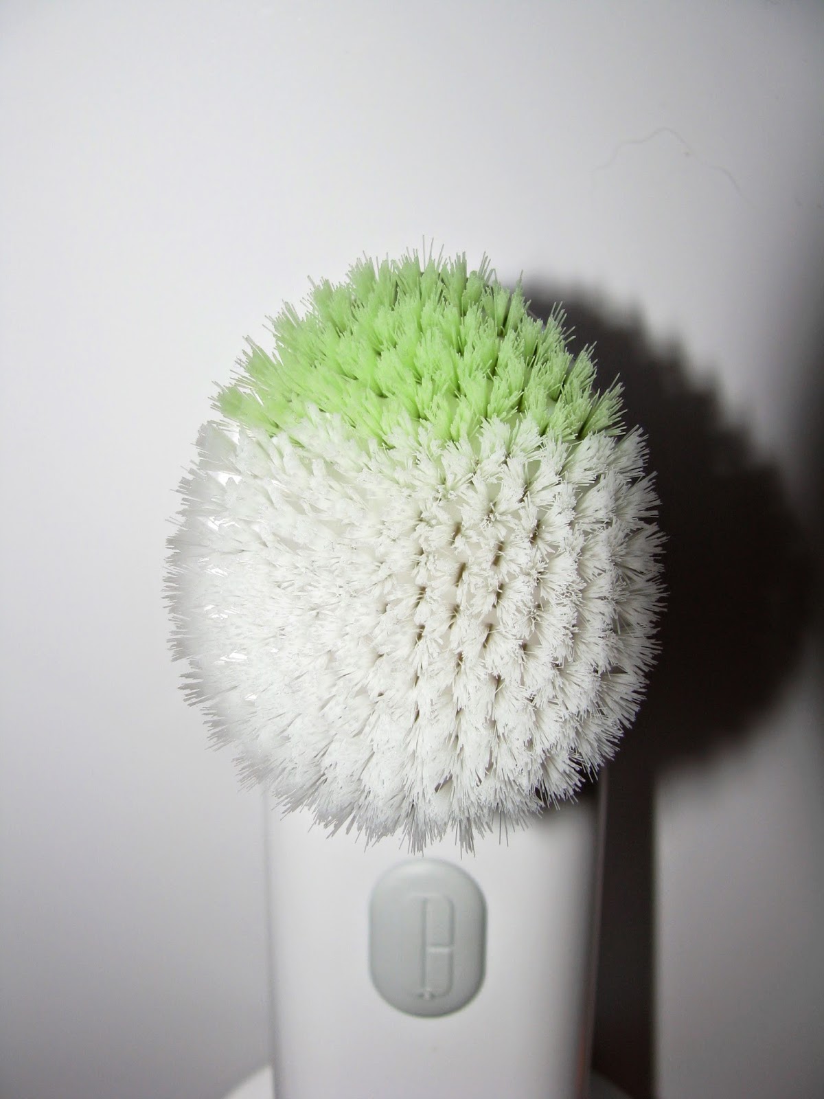 The Beauty Alchemist Clinique Sonic System Purifying Cleansing Brush