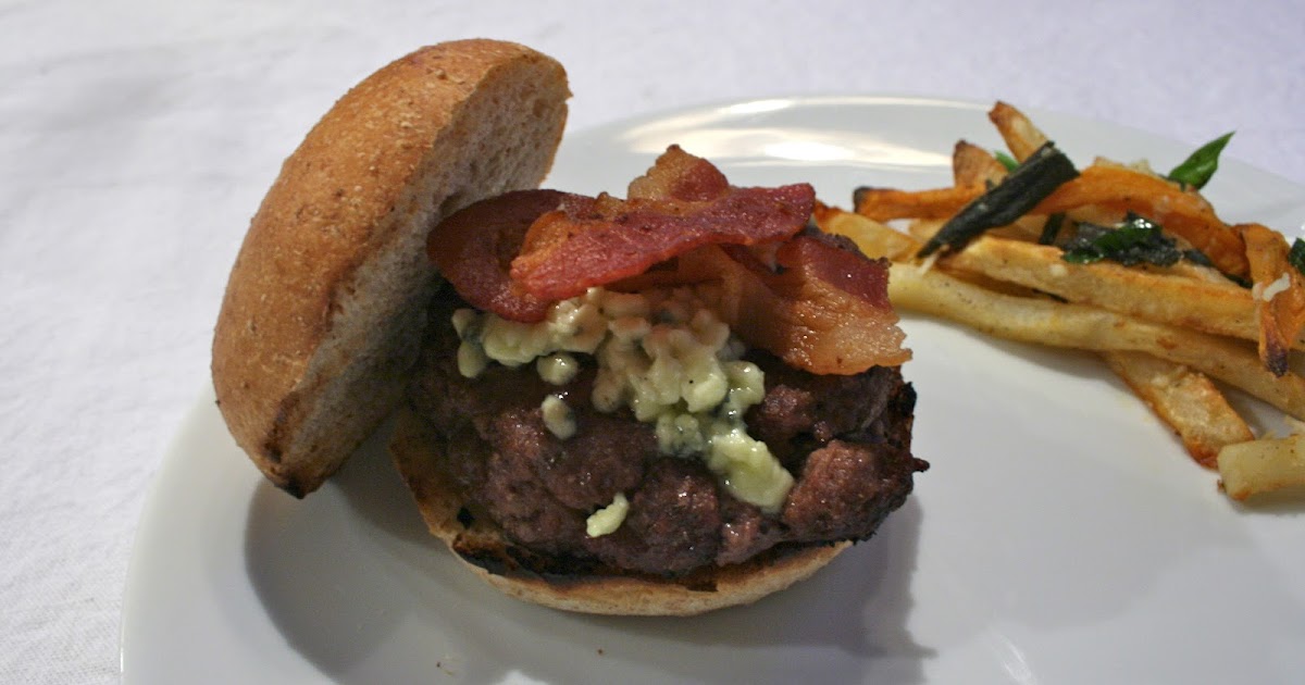 Wren's Rambles Blue Cheese & Bacon Bison Burgers