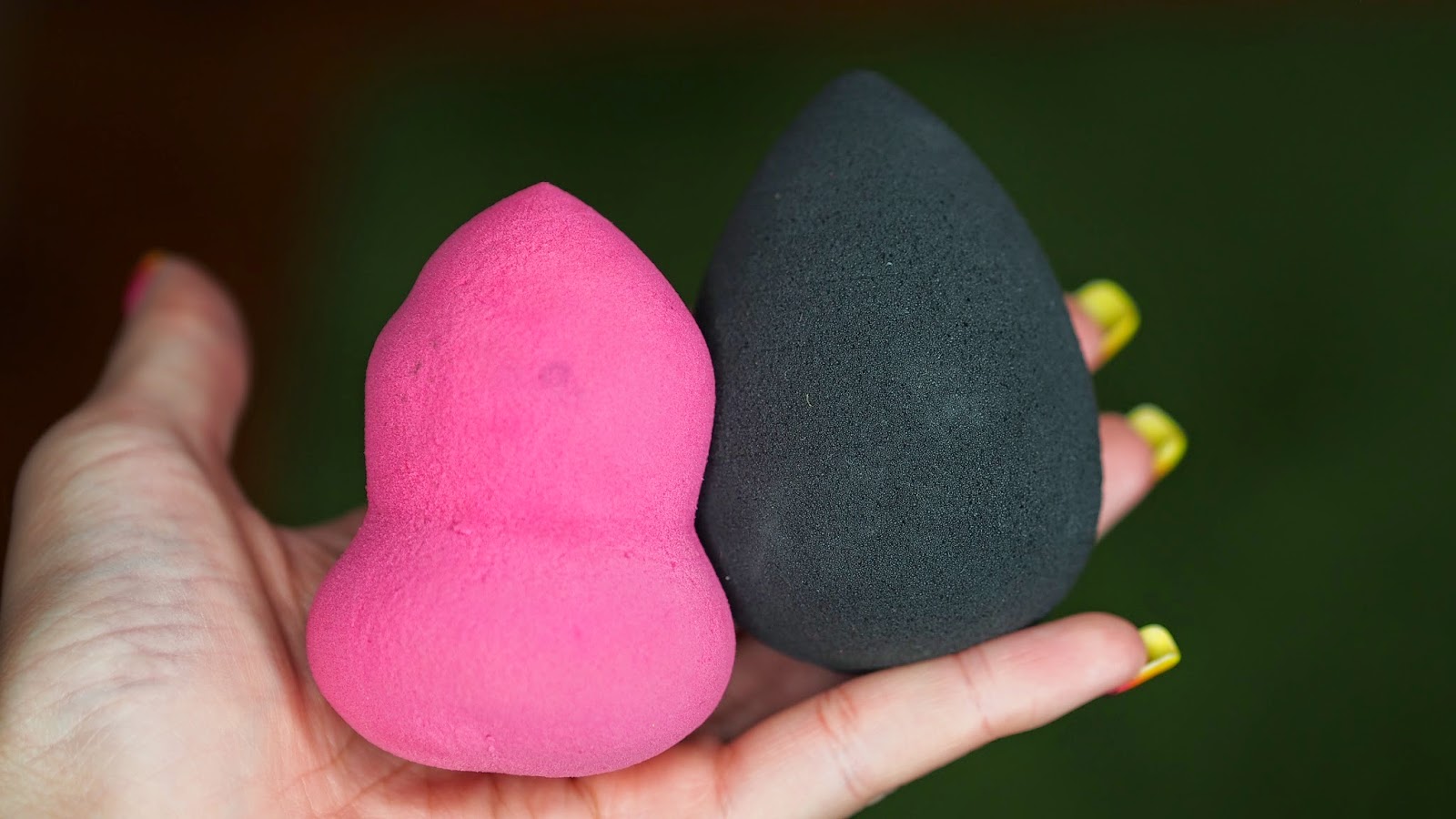 BEAUTY BLENDER PRO VS NORMAL SPONGE MONGABONG