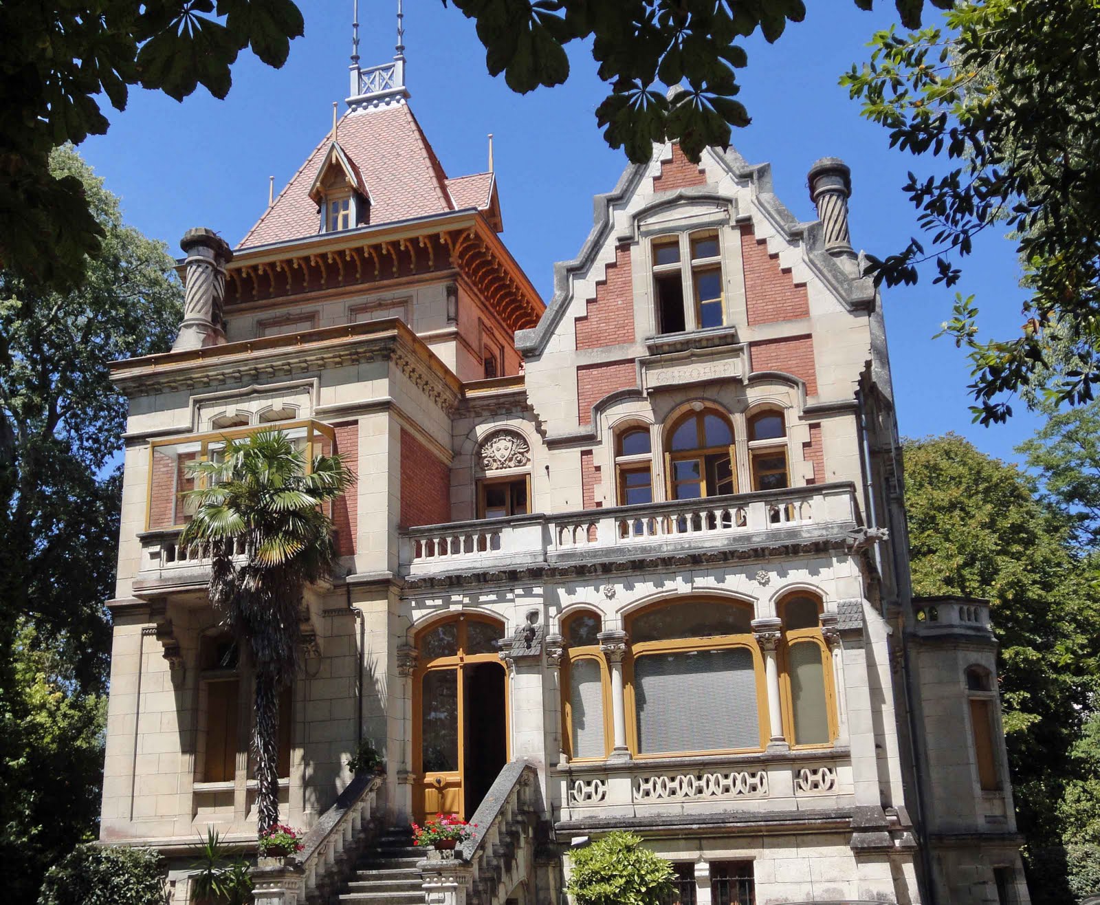 Arcachon, Victorian homes, French house