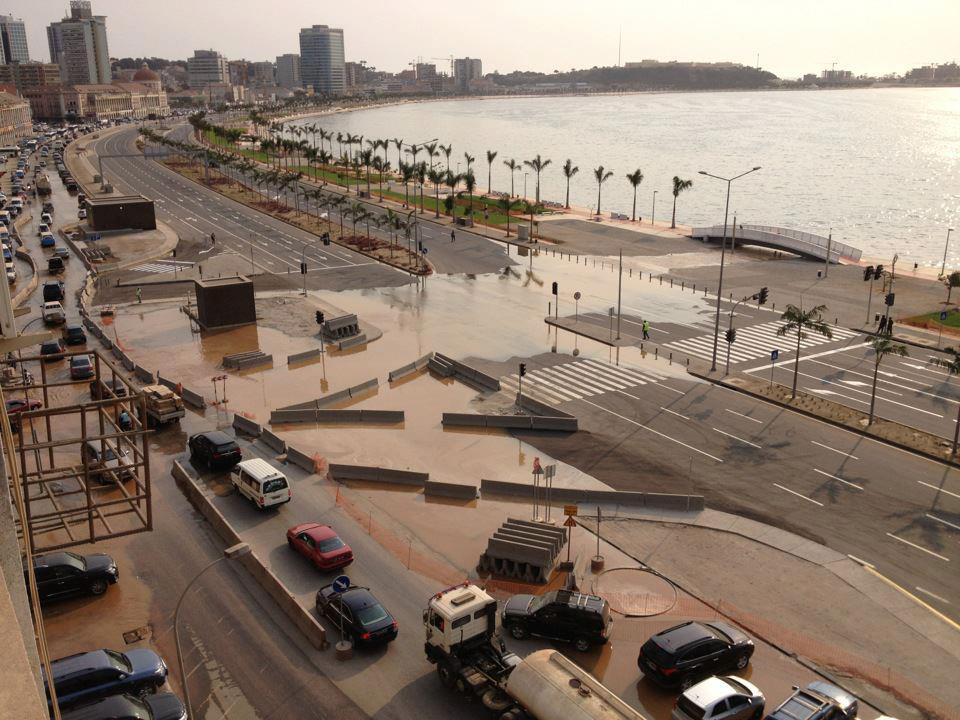 Nova+Marginal+De+Luanda UNIVERSAL: A Nova Marginal de Luanda… rebentou. Albertina Francisca ...