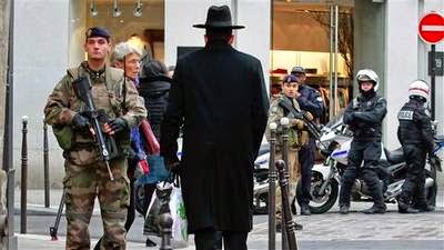 Teori Konspirasi Rusia dan Turki Berputar Setelah Serangan Charlie Hebdo Teori Konspirasi Rusia dan Turki Berputar Setelah Serangan Charlie Hebdo