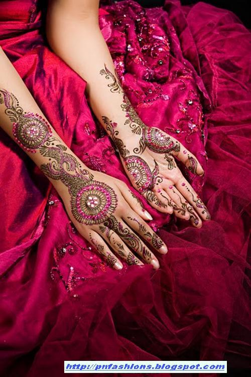 Glitter Mehndi Body Art 1 International Fashions World's Fashion