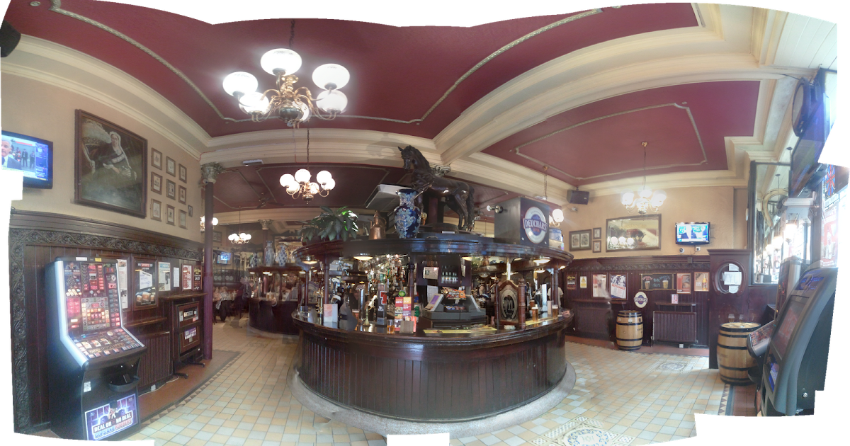 A Hauf Stop Horseshoe Bar