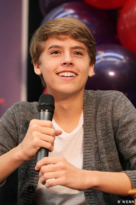 Mag Dяєω.: Dylan & Cole Sprouse