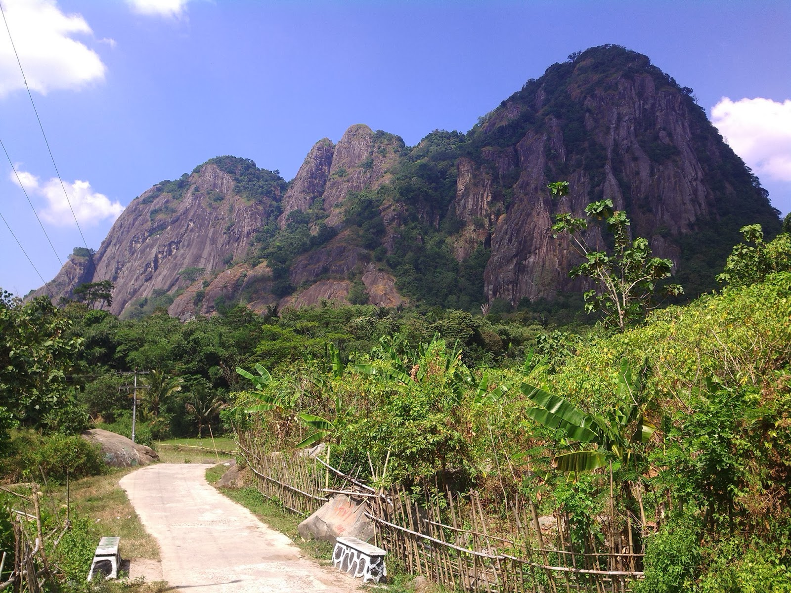 Padjajaran Anyar: Menunggu kajian ilmiah di Gunung Parang