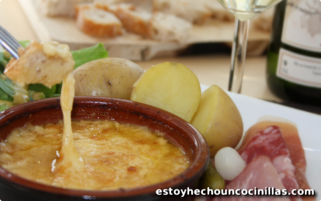 Receta de Berthoud. Queso gratinado típico de Saboya.style=