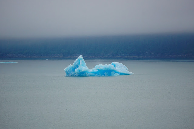 Glacier-iceberg-alaska-travel-the-east
