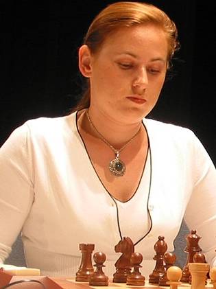 Judit Polgar, la mejor ajedrecista de la historia: Por ser mujer, tuve que  demostrar mucho más que pertenecía a la elite - Radio UNO 102.9 - Junín