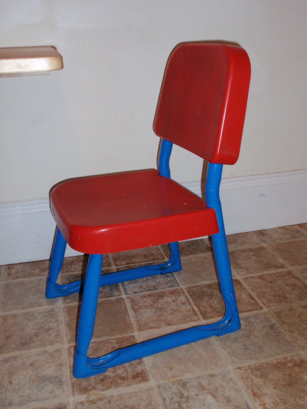 Diary of a Crafty Lady Slipcovers for Toddler Chairs with tutorial