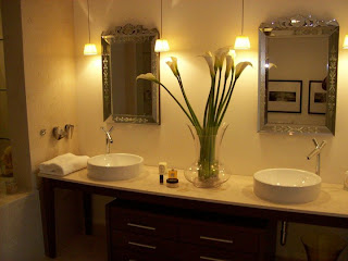 icon brickell bathroom