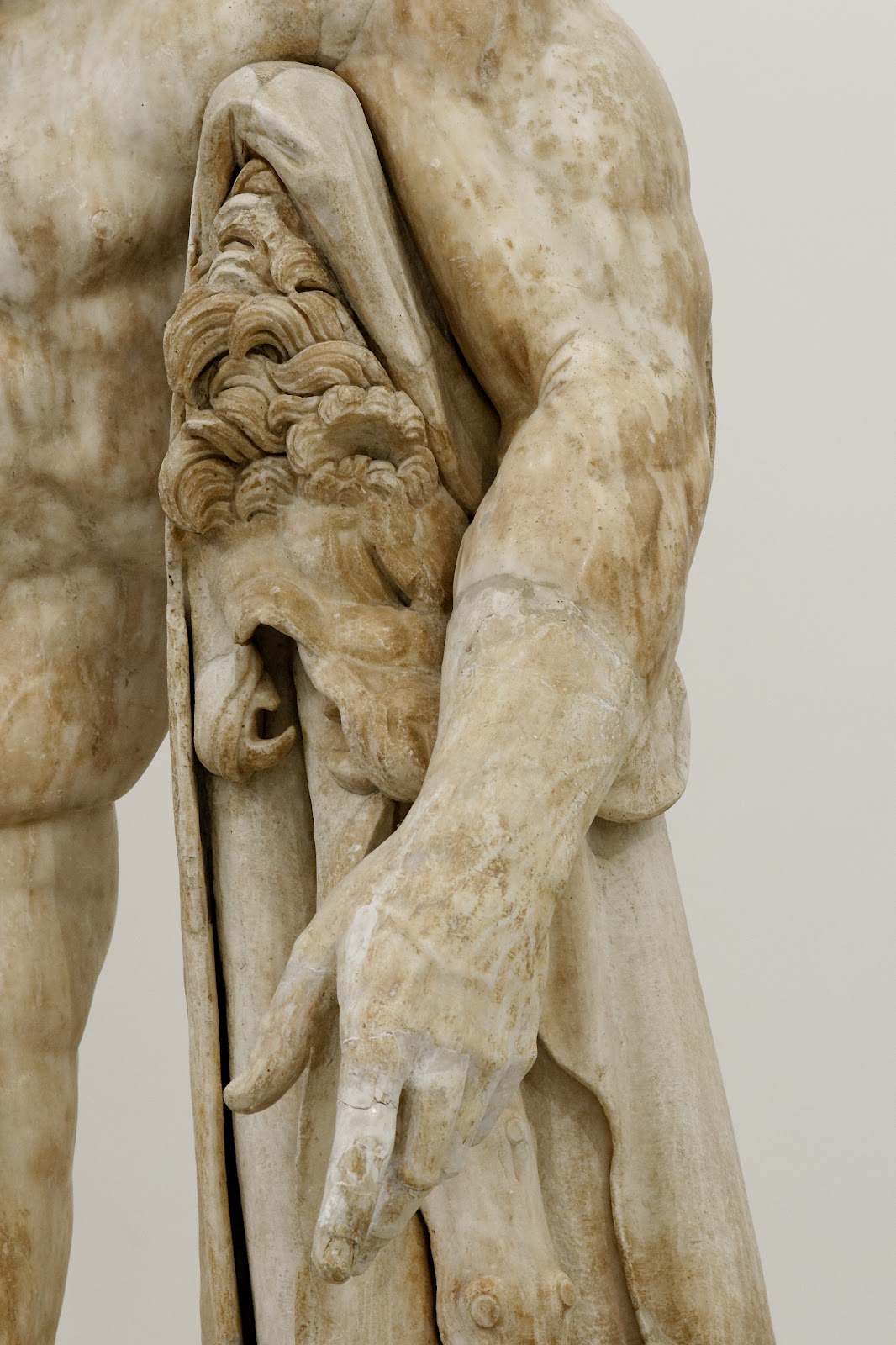 StendhalSyndrom Der entzückende Rücken des kolossalen Herkules