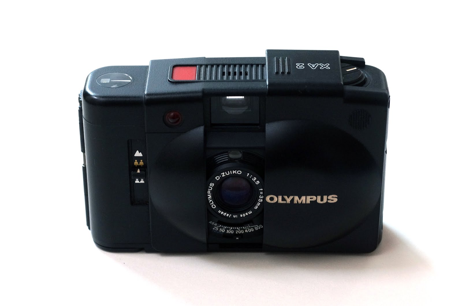 レンズ改造で遊ぶ: OLYMPUS XA2 オリンパスXA2 D.ZUIKO 35mm f3.5