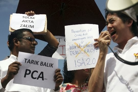 D PRIMITIVE CRIMINAL ACT PROTESTS ! ( PCA )