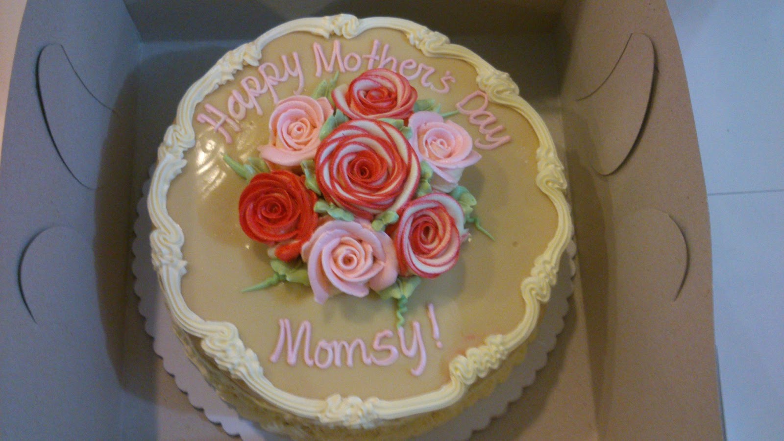 La vie magnifique, eh? Caramel Cake of Estrel's