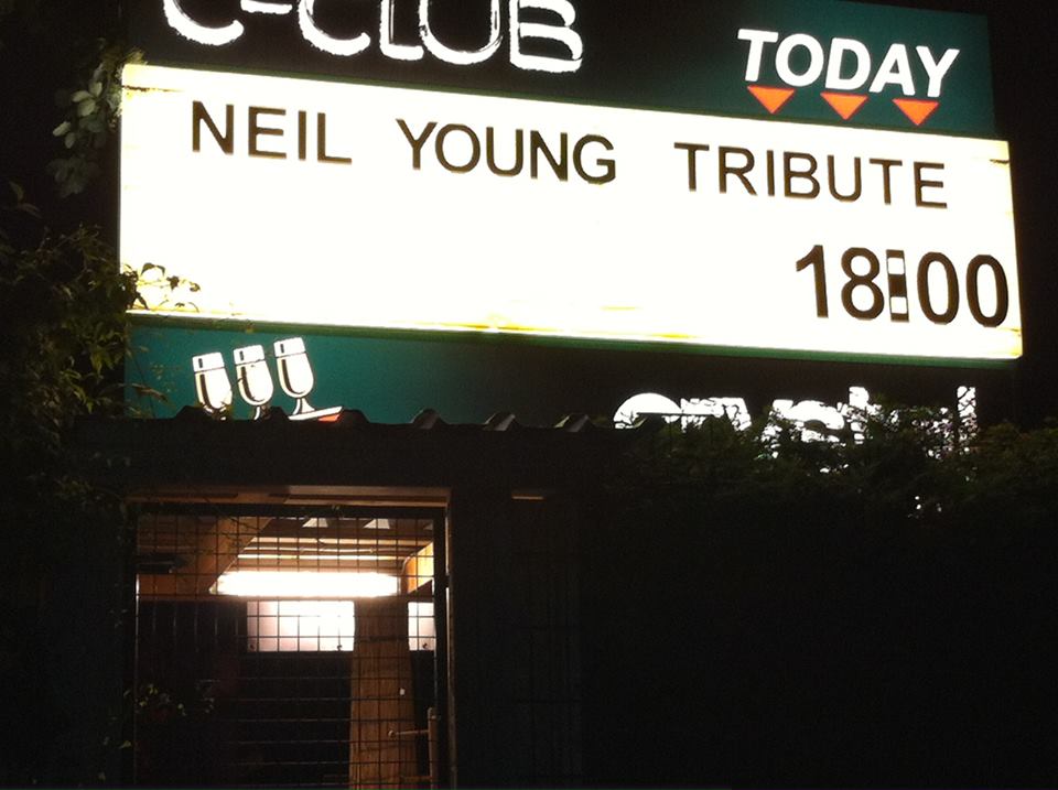 Neil Young News: Berlin: Thrasher's Wheat Radio Arrives in Europe