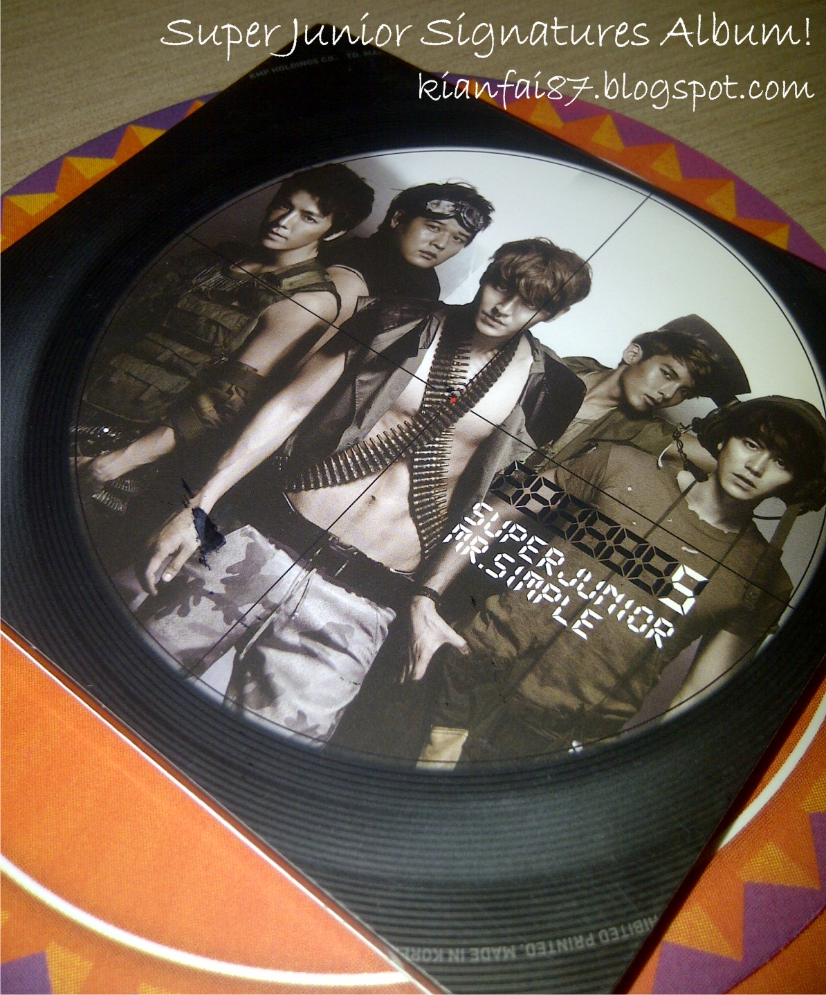 http://4.bp.blogspot.com/-9KCK8dd1erA/UIYl-PWk_WI/AAAAAAAAFPk/Z8mrLK5OXn0/s1600/Super%2BJunior%2BSignature%2BAlbum%2B1.jpg