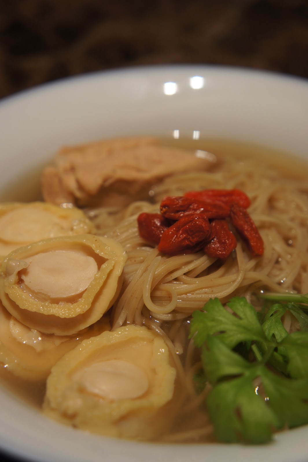Say My Kitchen Egg Noodle in Herbal and Abalone Soup 真的有鲍鱼汤面