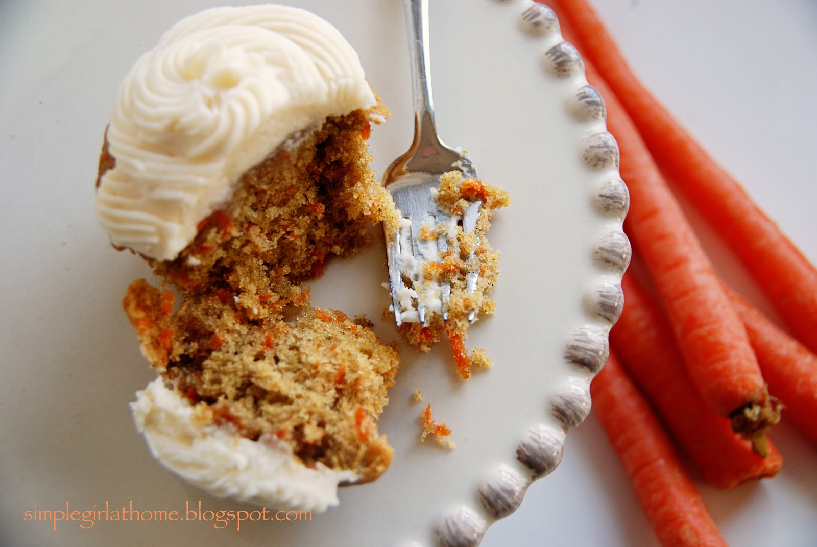 Easy Carrot Cupcakes Easy Carrot Cupcakes