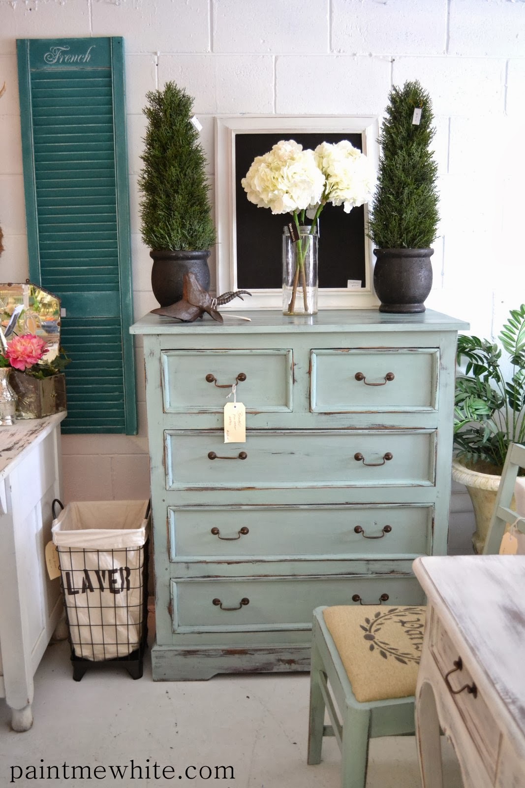 Around the Shop & Today’s Chalk Paint ™ Paint Me White